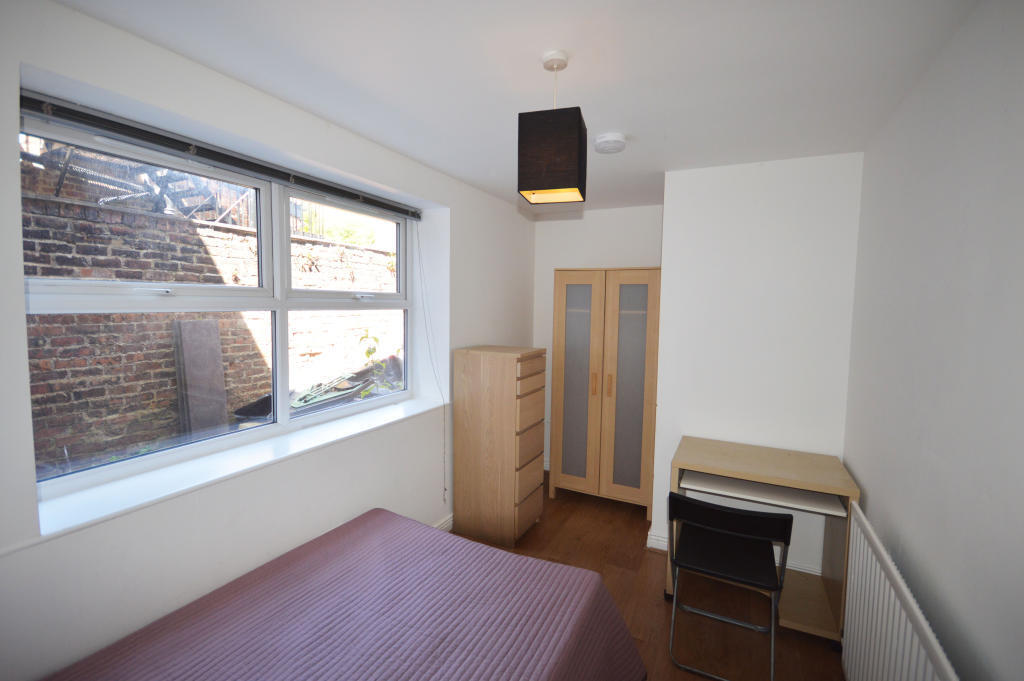 Apartment in Newcastle upon Tyne - More