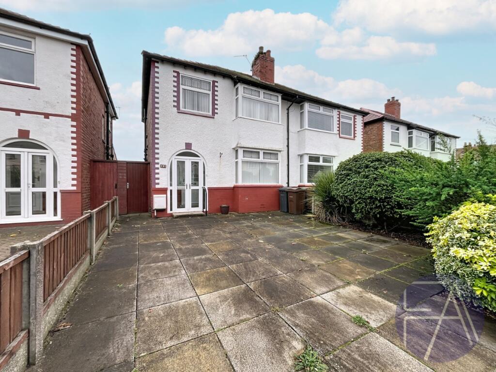 2-bed semi-detached on St. Clair Drive, Southport, Merseyside, PR9 7LF, £240,000