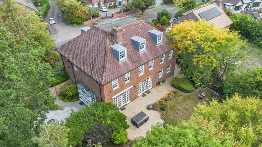 House in Watford - View 3