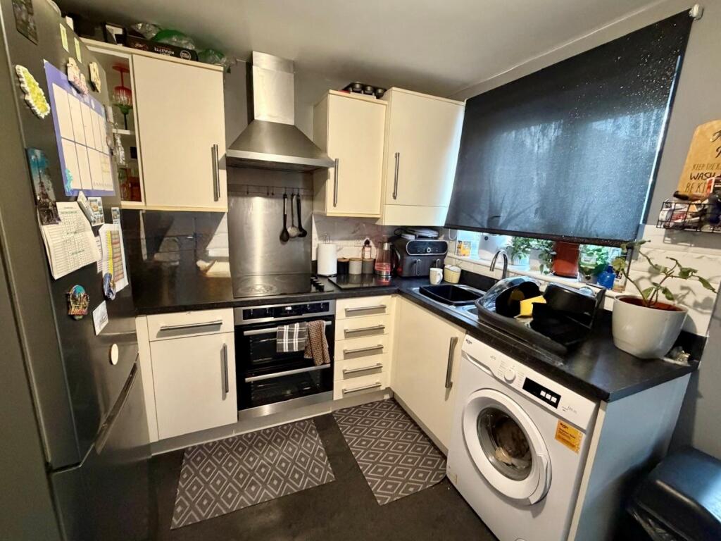 House in Peterborough - View 2