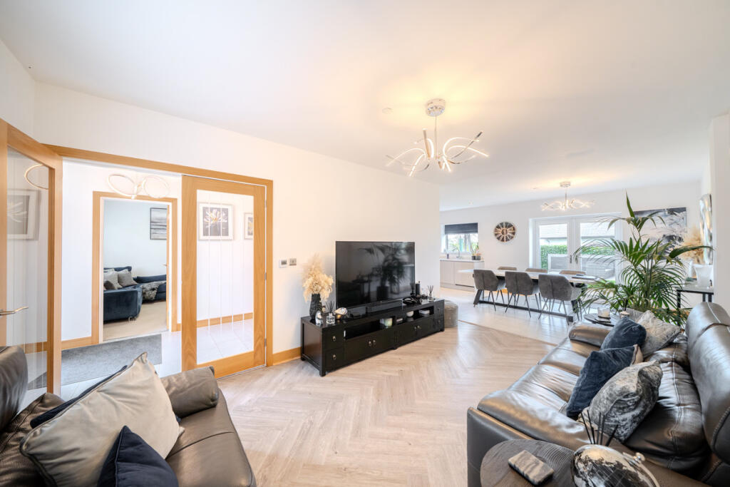 House in Pwllmeyric, Mathern - View 4