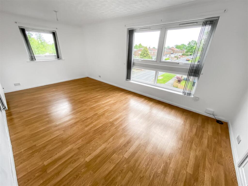 Apartment in Darlington, Newton Aycliffe, Great Aycliffe - View 2