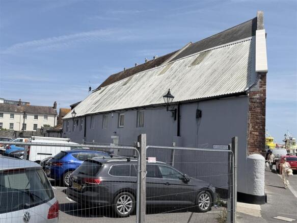 Quay Stores Exterior gable wall.JPG