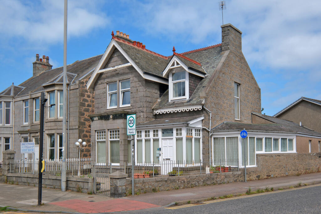 Main image of property: Brentwood Villa Guest House, 560 King St, Aberdeen, AB24