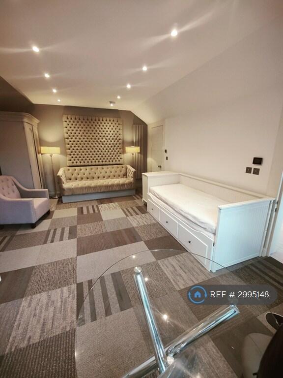 Apartment in Edinburgh, West Coates, West End - View 4