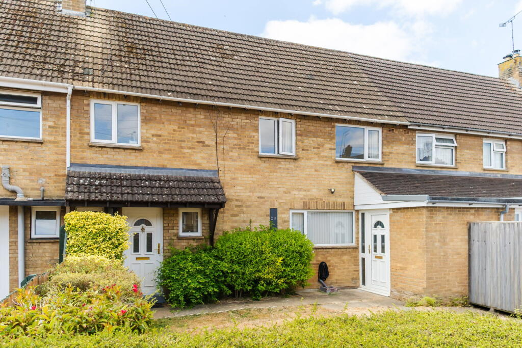 Main image of property: Queensfield, Fairford, GL7 4JP