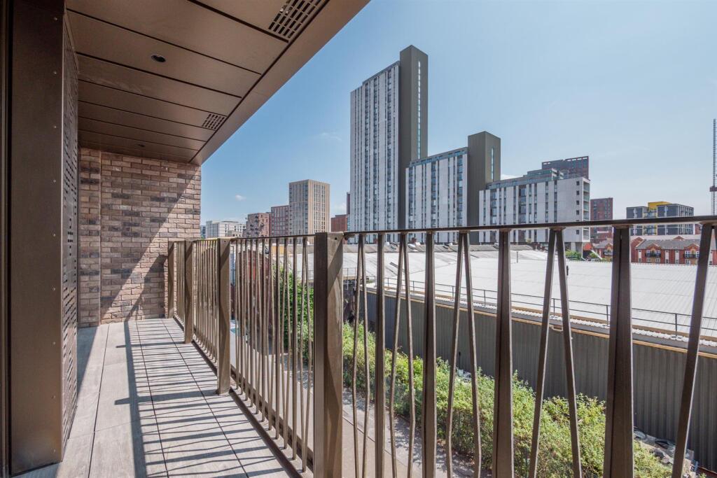 Main image of property: Lomax, Manchester