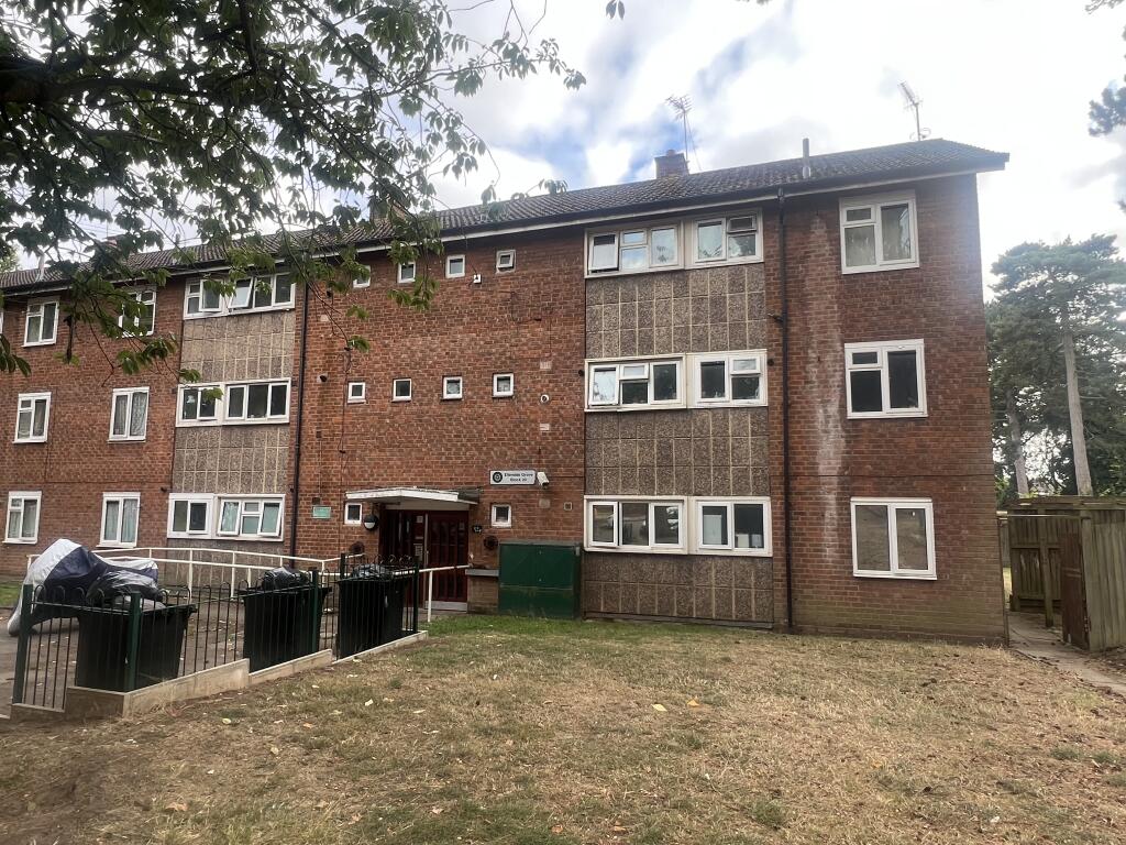 Main image of property: Ellerside Grove, Northfield, B31