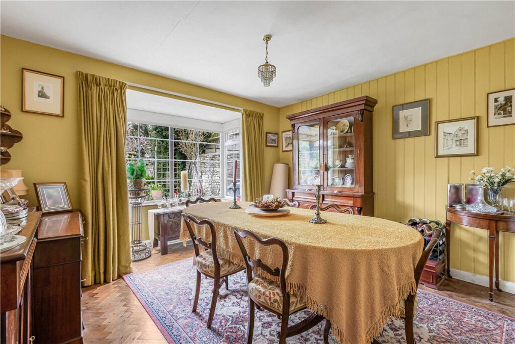 House in West Oxfordshire, Burford - More