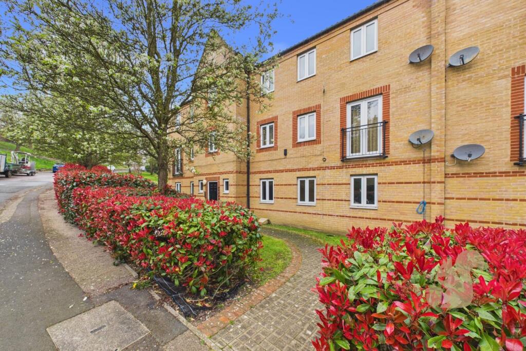 Main image of property: Sagehayes Close, Ipswich