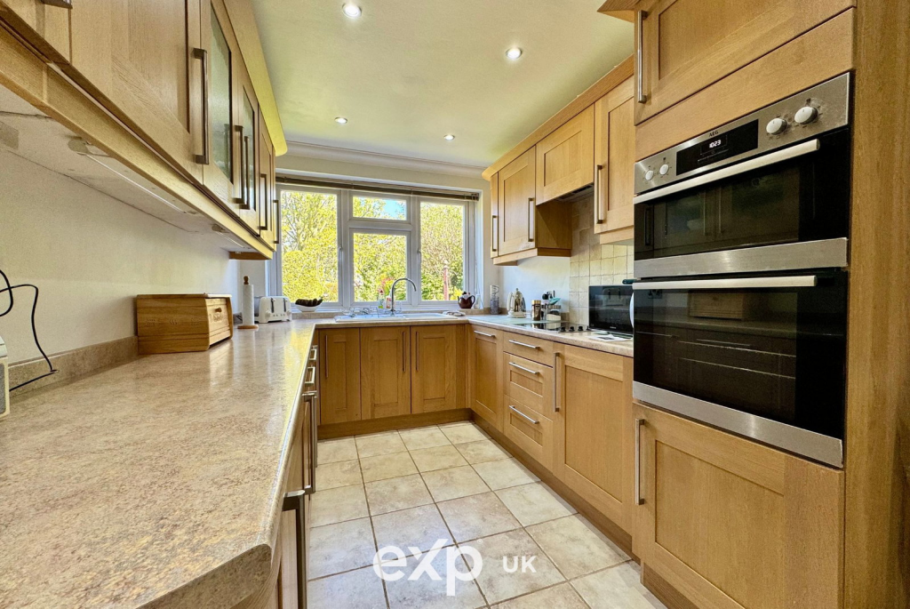 House in Solihull, Ulverley Green - View 2