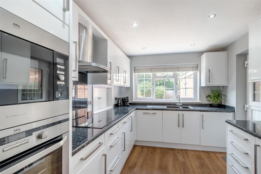 House in Maidstone, Kent - View 4