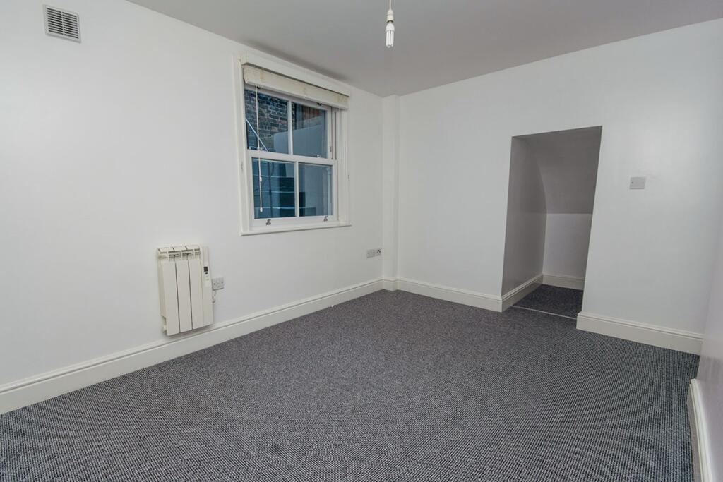 Apartment in Canterbury - View 4