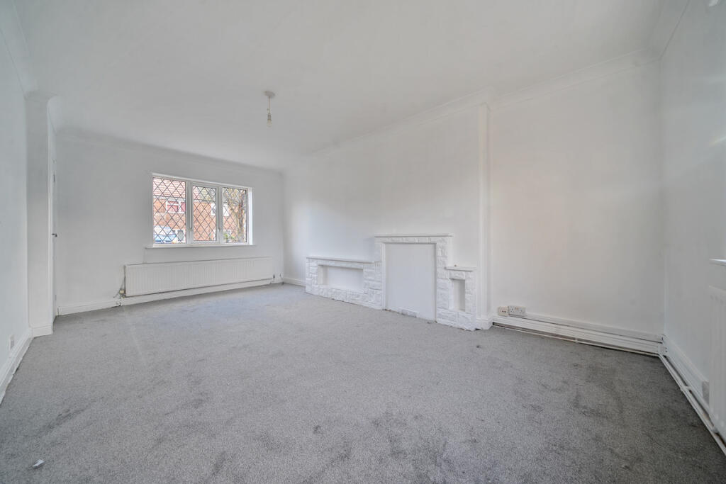 Fifth Avenue, Mansfield, NG21 9 photo 4