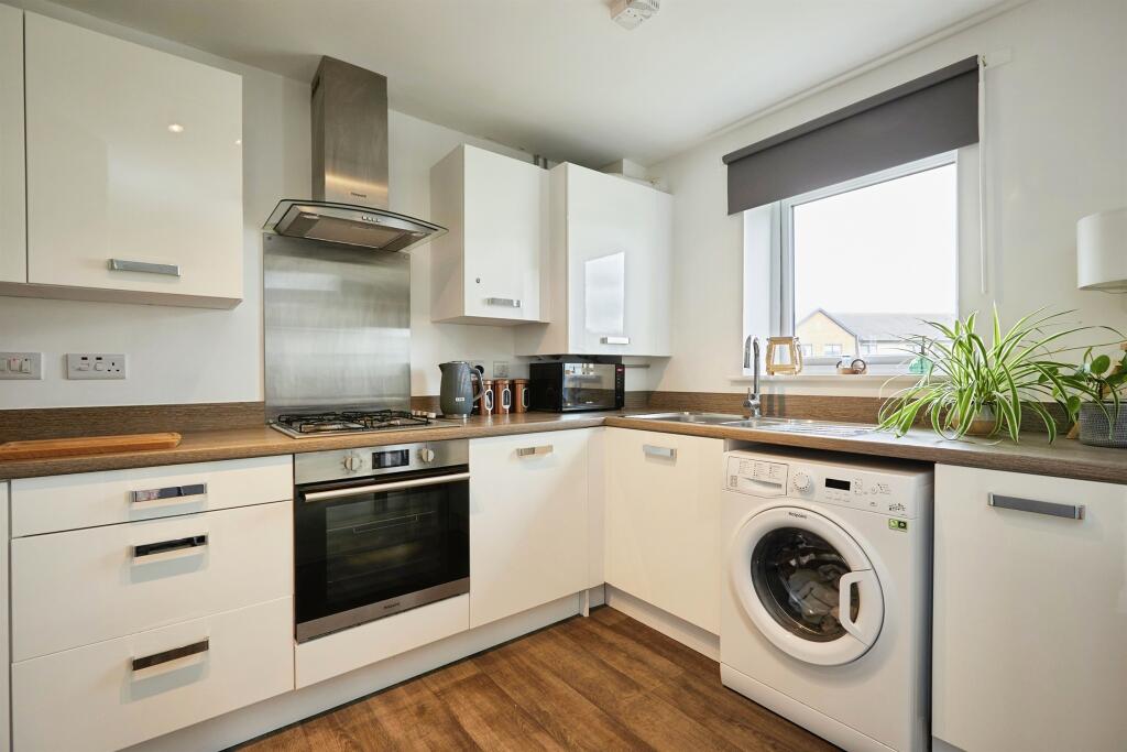 Davies Road, Longhedge, Salisbury - View 4