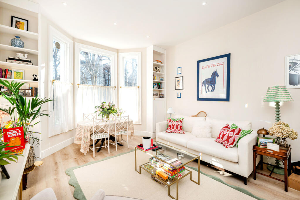 Main image of property: Cambridge Gardens, London, W10