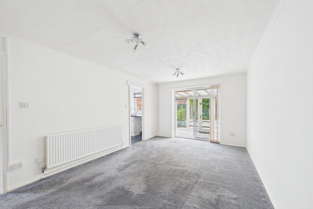 Gainsborough Drive, Halesworth photo 3