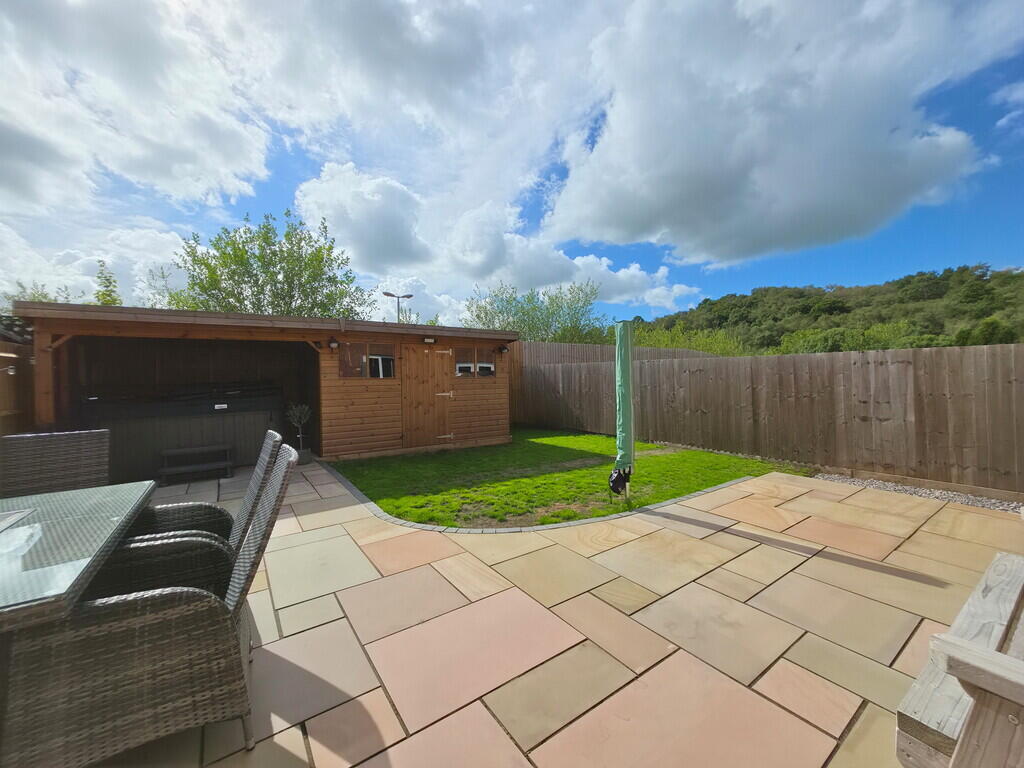House in Newcastle-under-Lyme, Kidsgrove - View 4