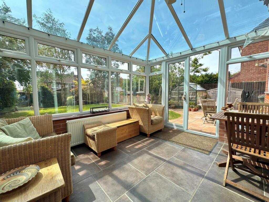 Saddle Close, Melton Mowbray photo 4