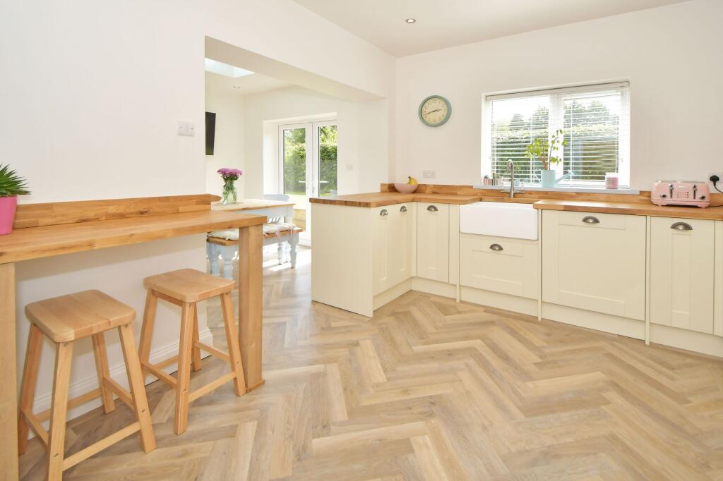 House in Stafford, Eccleshall - View 3