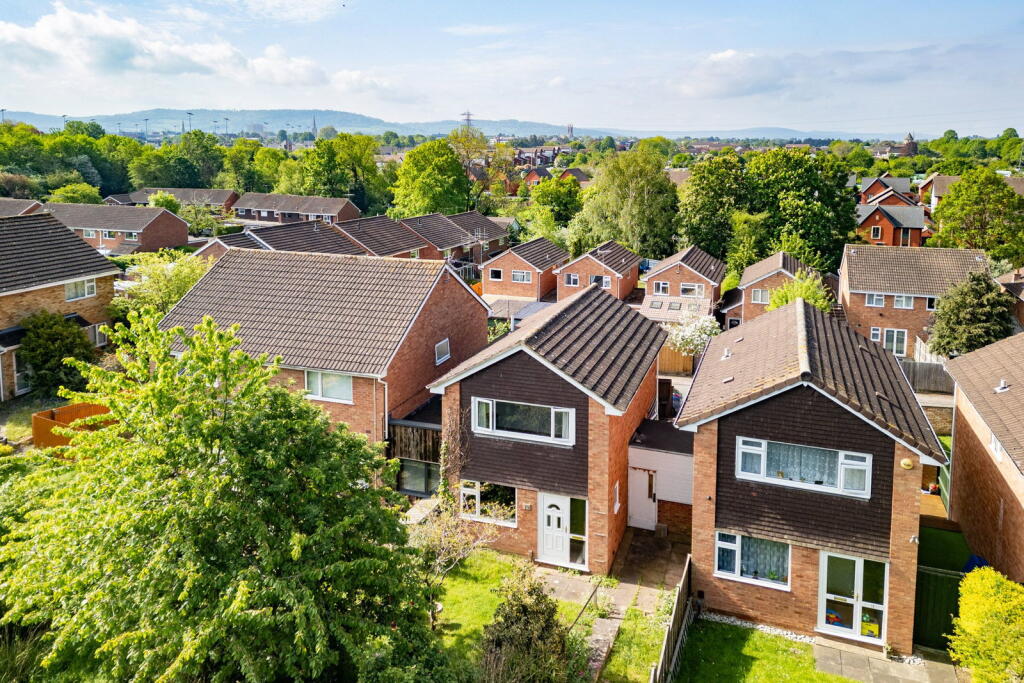 Main image of property: Yew Tree Close, Wymans Brook, Cheltenham, GL50