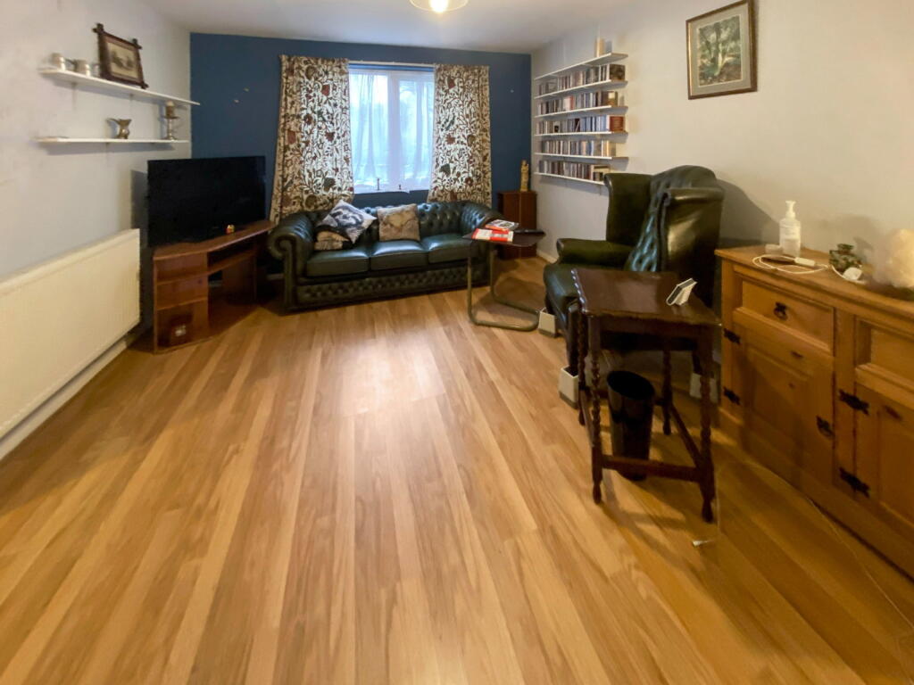House in Ashford, Willesborough - View 3