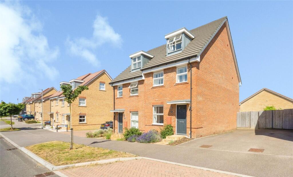 Main image of property: Wallis Drive, Leighton Buzzard, Bedfordshire, LU7