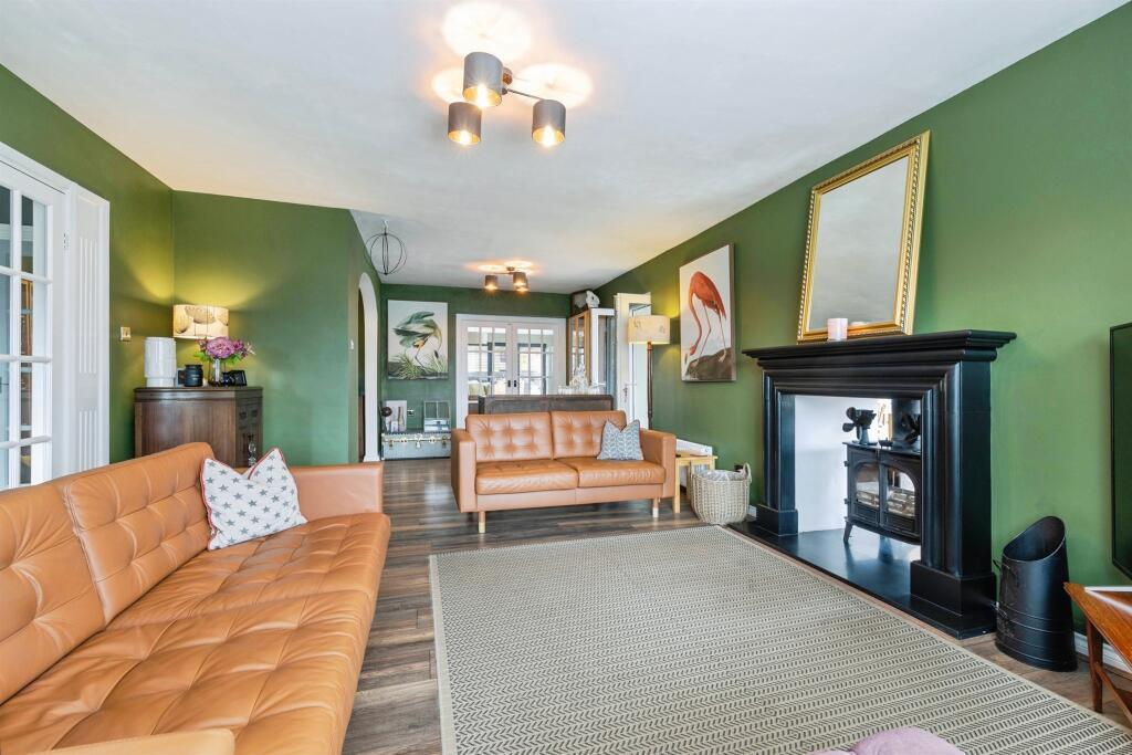 House in Stockton-on-Tees - More