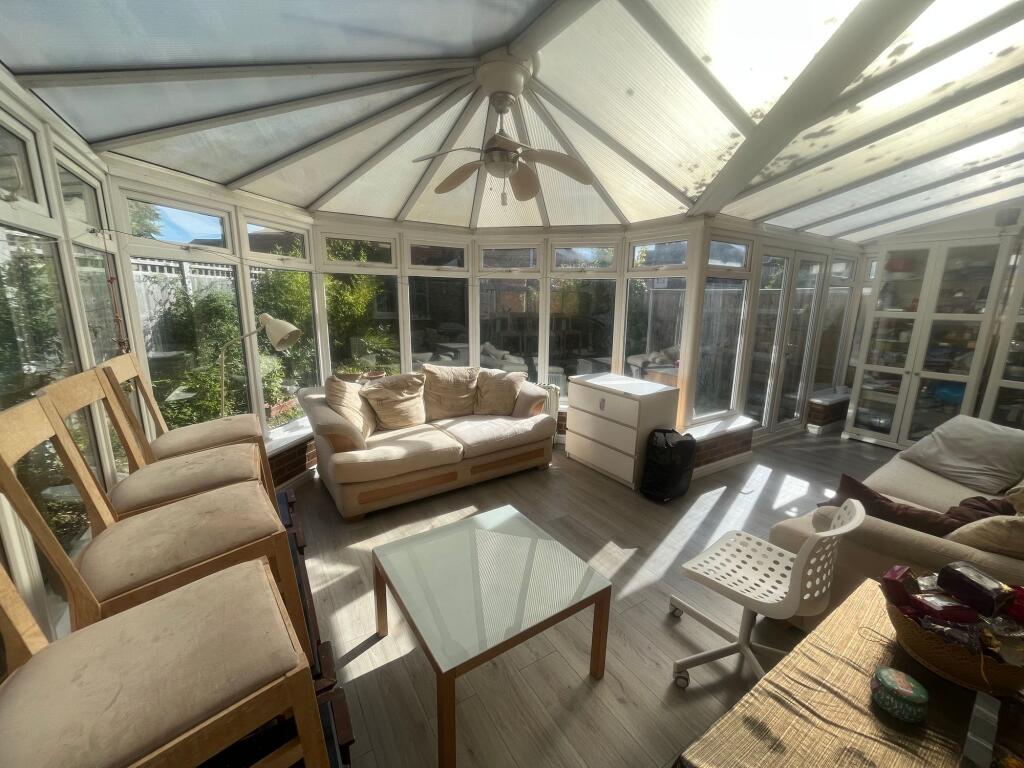 House in Slough - View 3