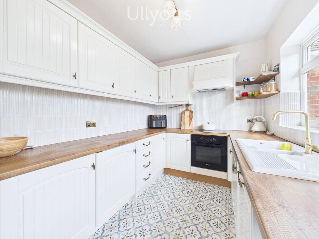 House in York, North Frodingham - More