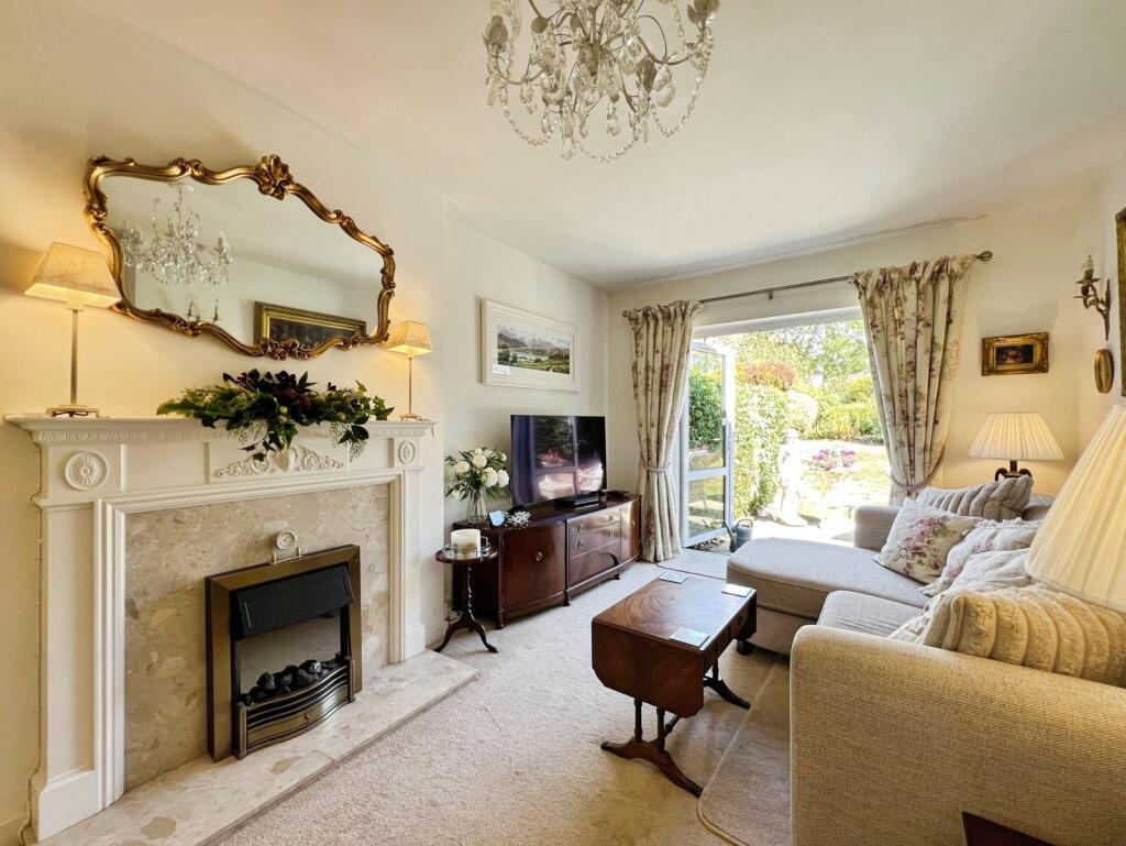 House in Worcester - View 5
