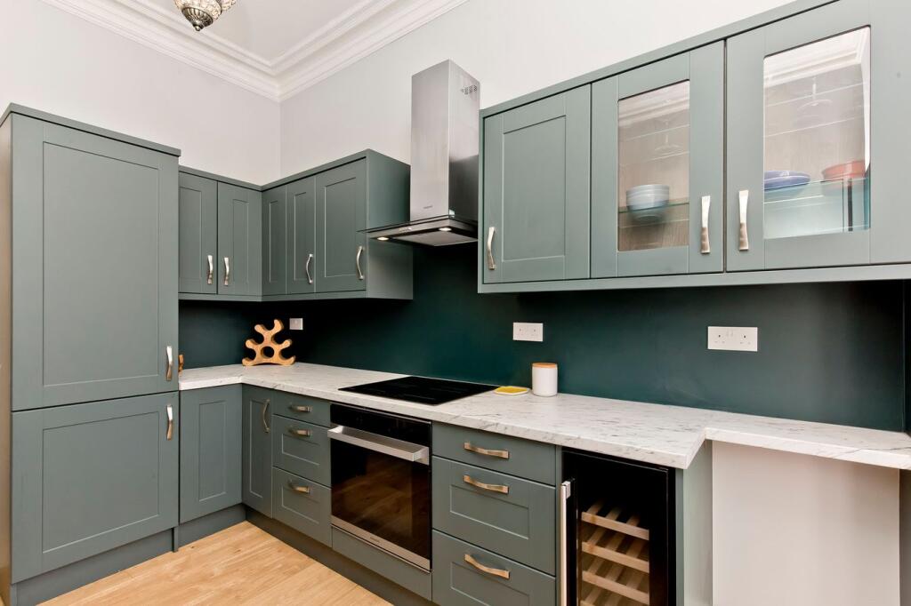 Apartment in Edinburgh, Lorne, Leith Central - View 4
