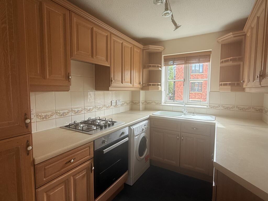 Apartment in Stockport - More