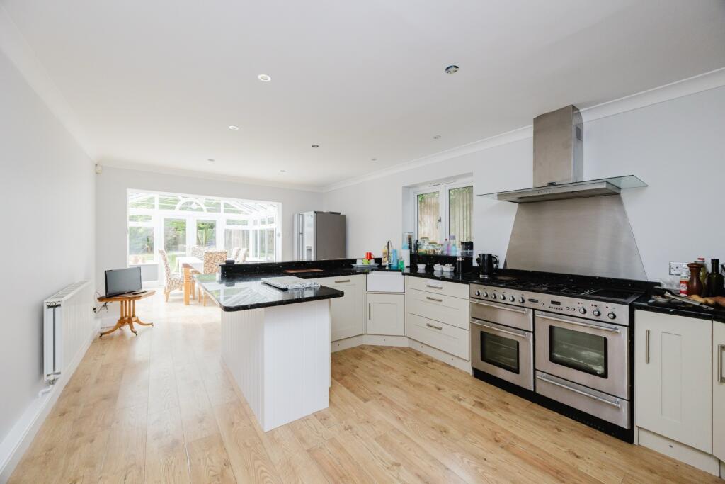 House in Wealden, Chelwood Gate - View 2