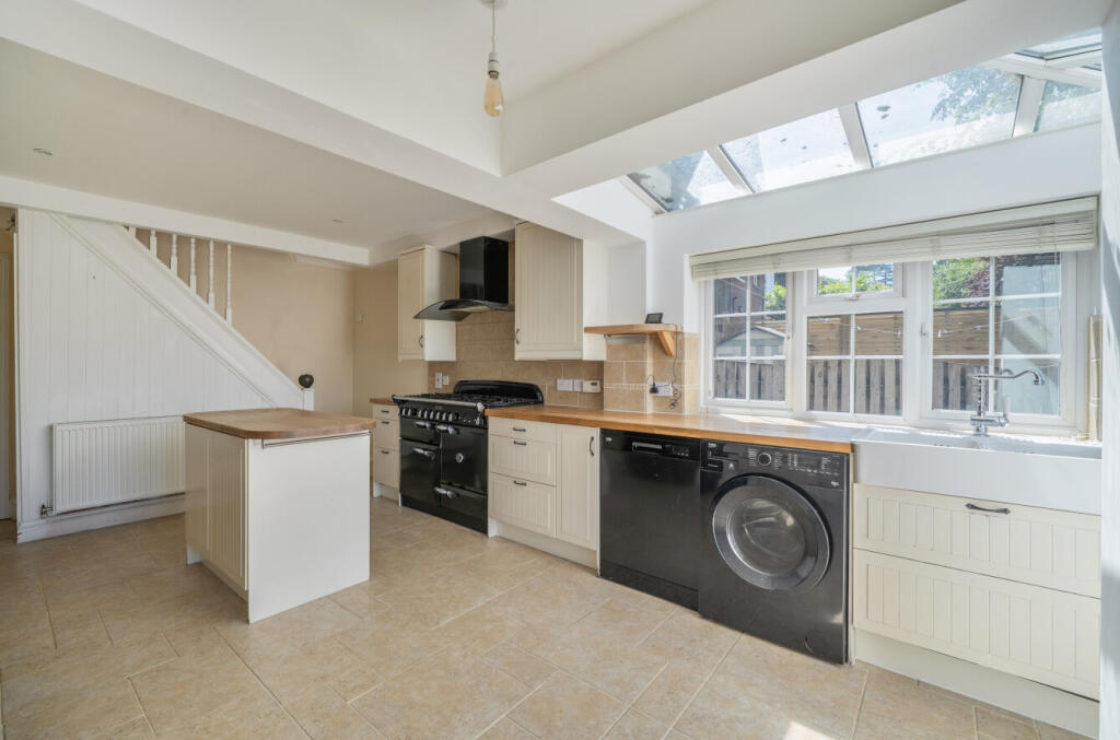House in Waverley, Camelsdale, Haslemere - View 5