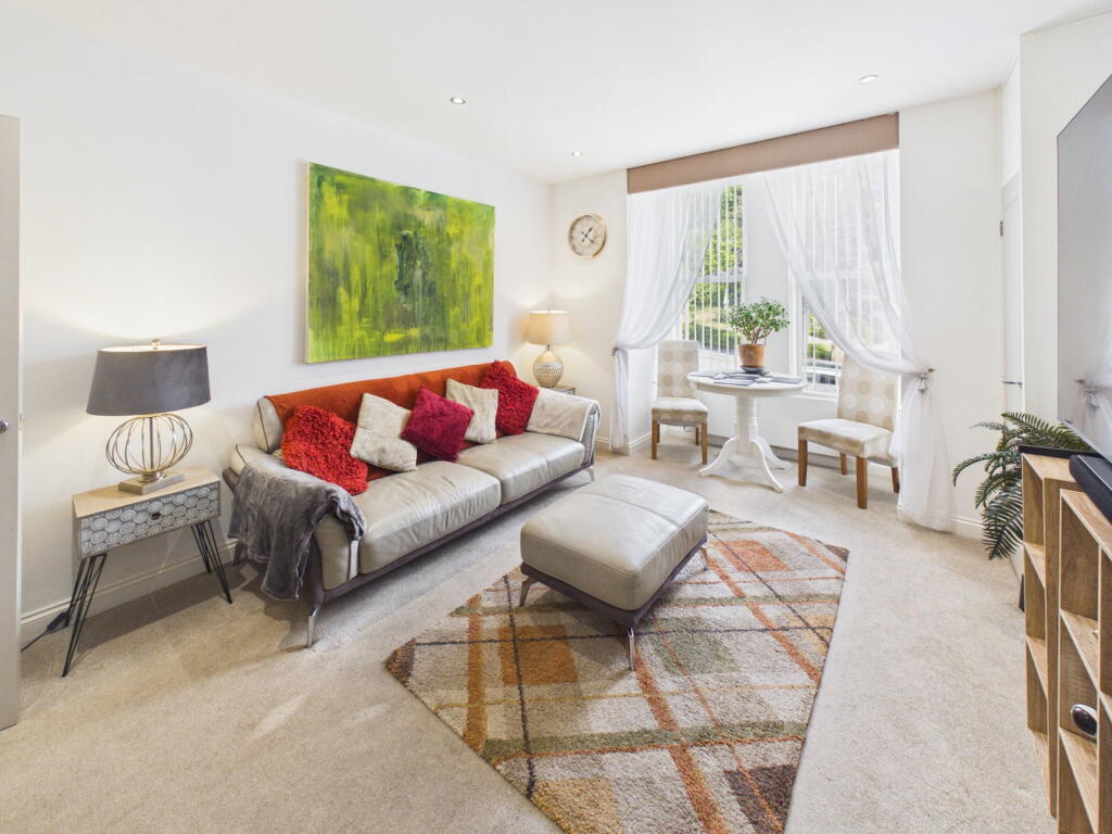 Apartment in York - View 3