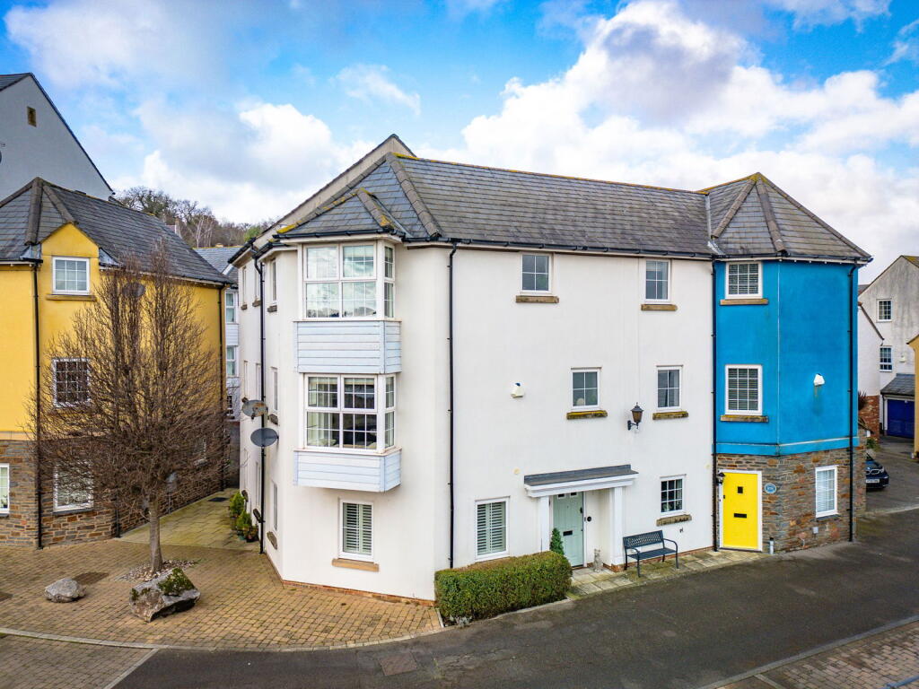 Main image of property: Eastcliff, , Bristol, Portishead, BS20 7AQ