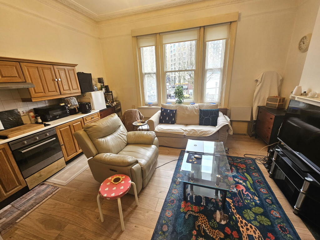 Main image of property: Chiswick High Road,London,W4 3AY