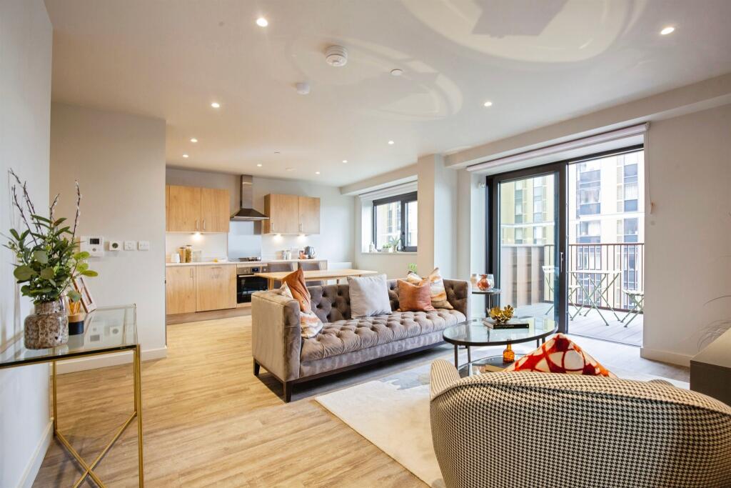 Main image of property: 17 Rutherford Way, Wembley Park, Ha9, Wembley