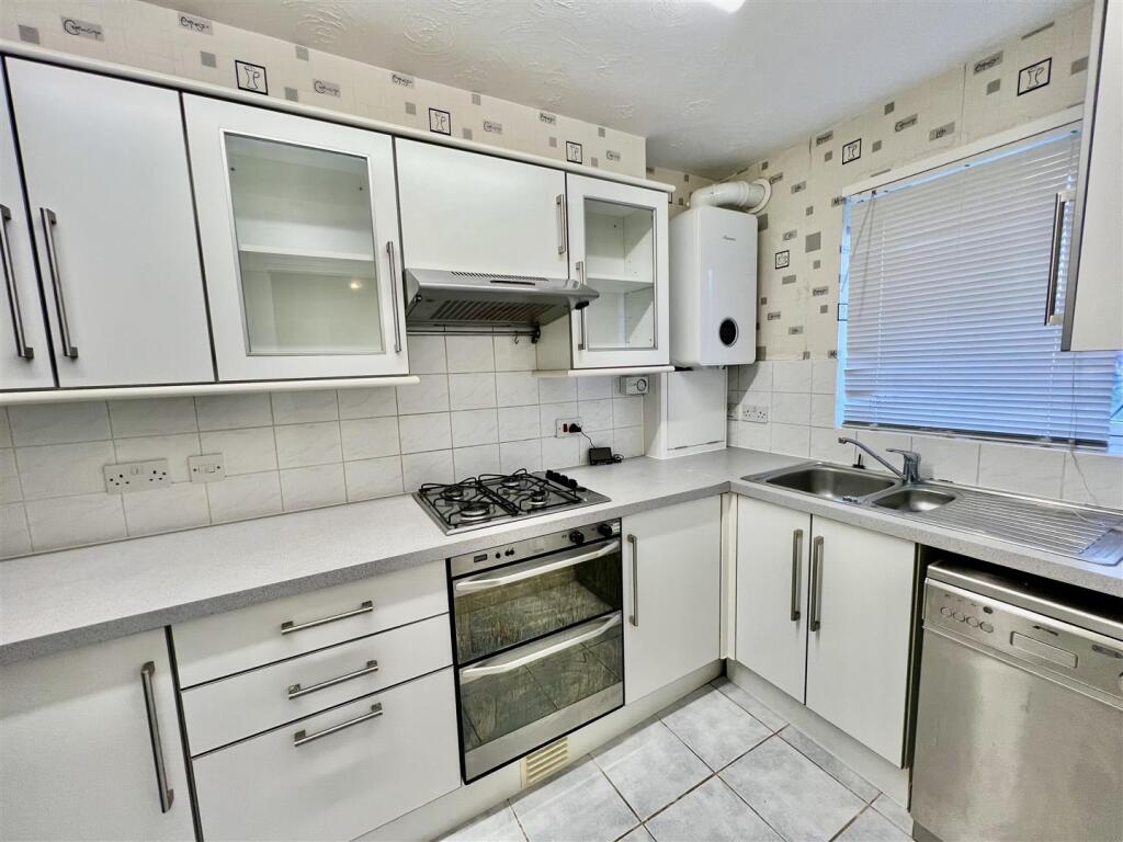 St. Cuthberts Place, Darlington photo 2