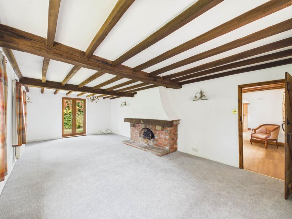 House in Redhill - View 4
