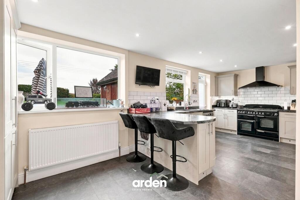 House in Bromsgrove, Marlbrook, Catshill and North Marlbrook CP - More