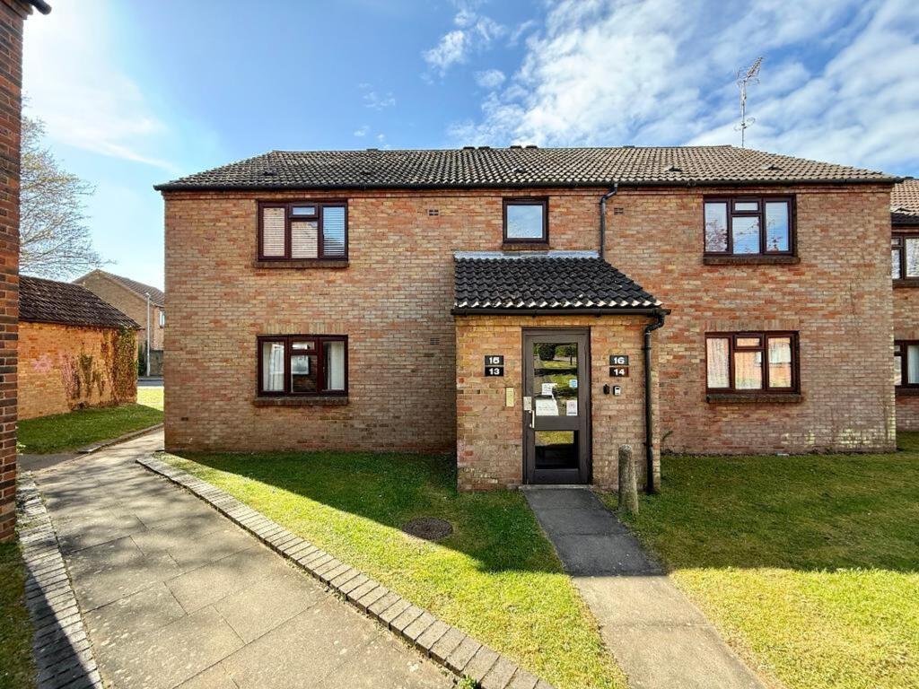 Main image of property: Links Way, Hamer Court Links Way, LU2