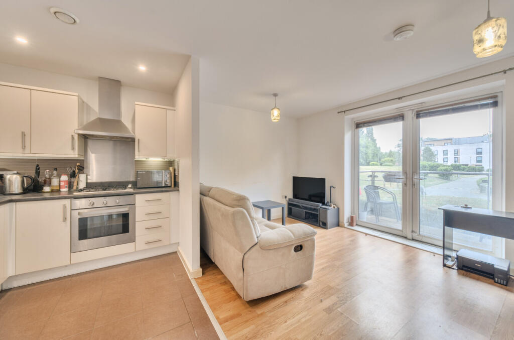 Apartment in London - View 2