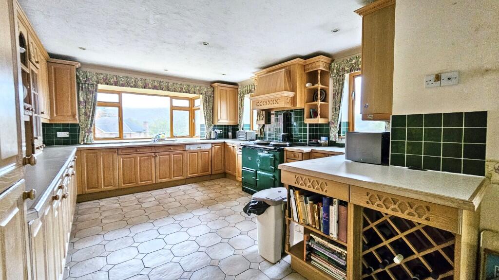 9 Oakland Park, Church Stretton, Shropshire, SY6 photo 4