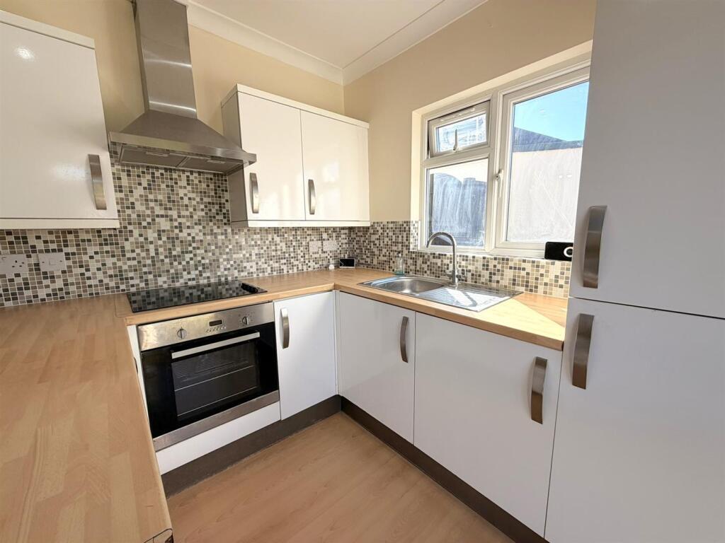 House in Southend-on-Sea, Eastwood - View 4