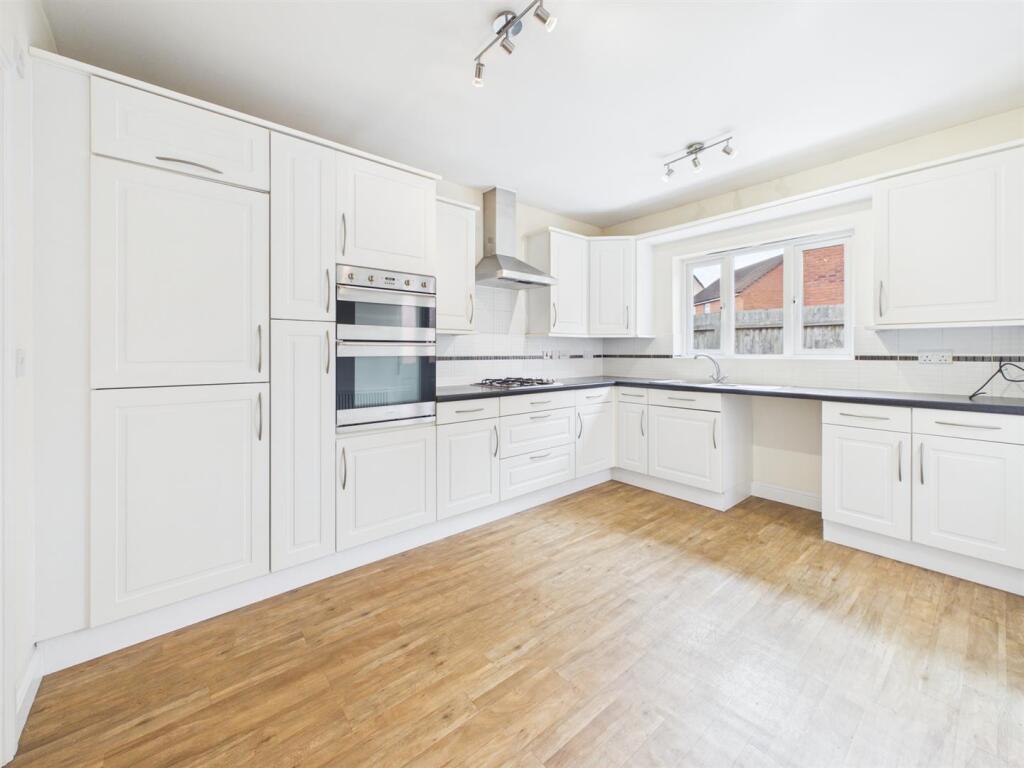 House in Gloucester, Barnwood - View 2