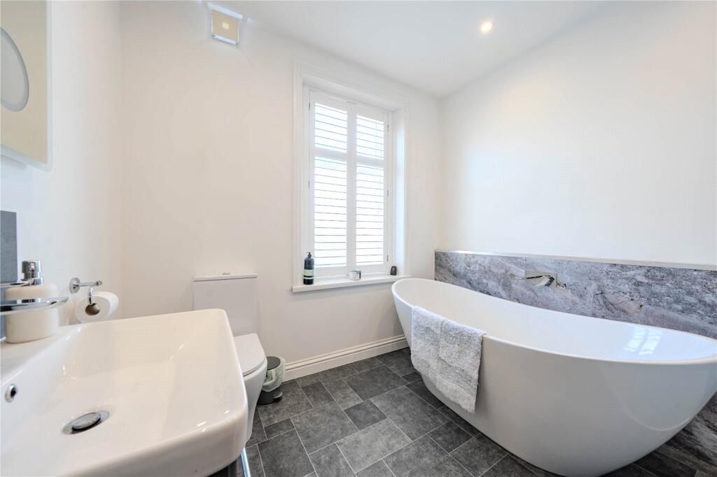 House in Pudsey, Stanningley - More