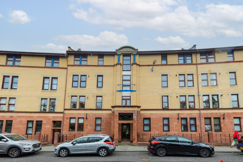 Main image of property: 2/1 32 St Ninian Terrace, Glasgow