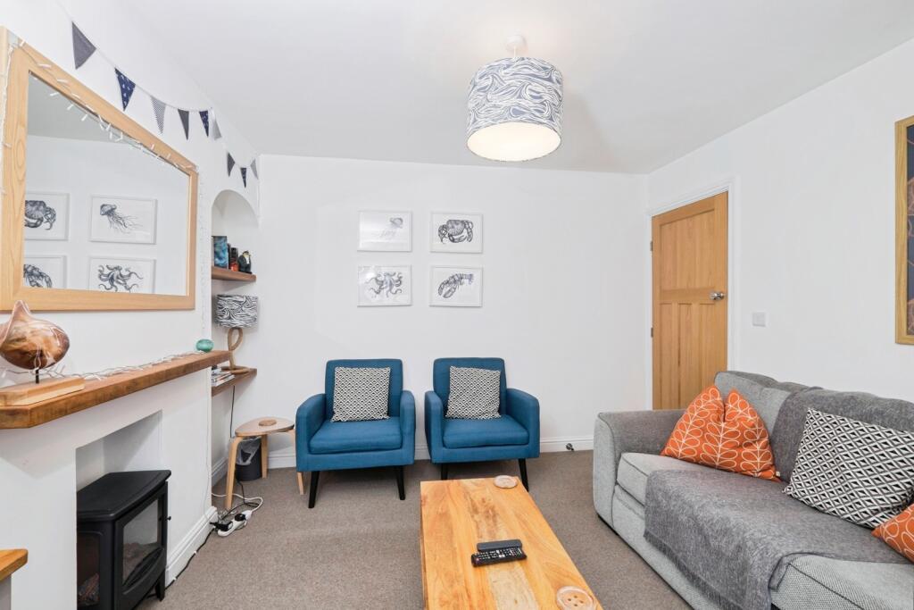 House in Penzance, Wherrytown - More